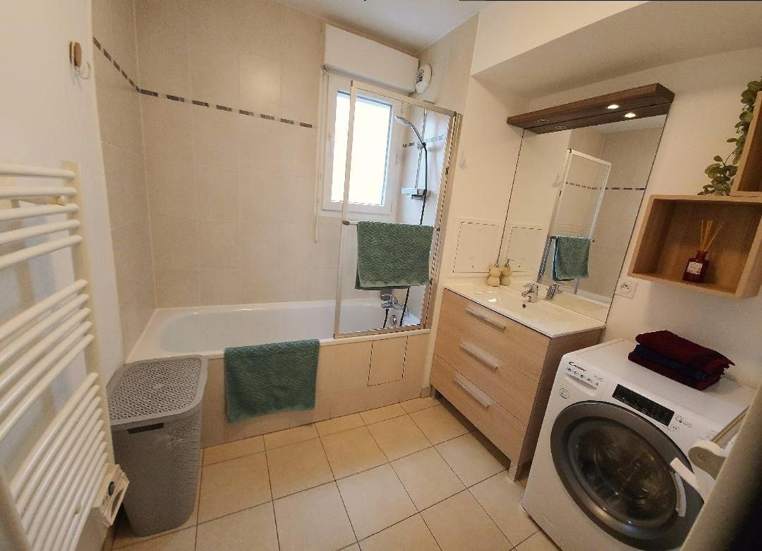 Superbe Appartement ,Proche De Paris, Dans Residence Privee , Ideal Familles, Parking Et Wifi Gratuits! ! ! Vitry-sur-Seine Exterior foto